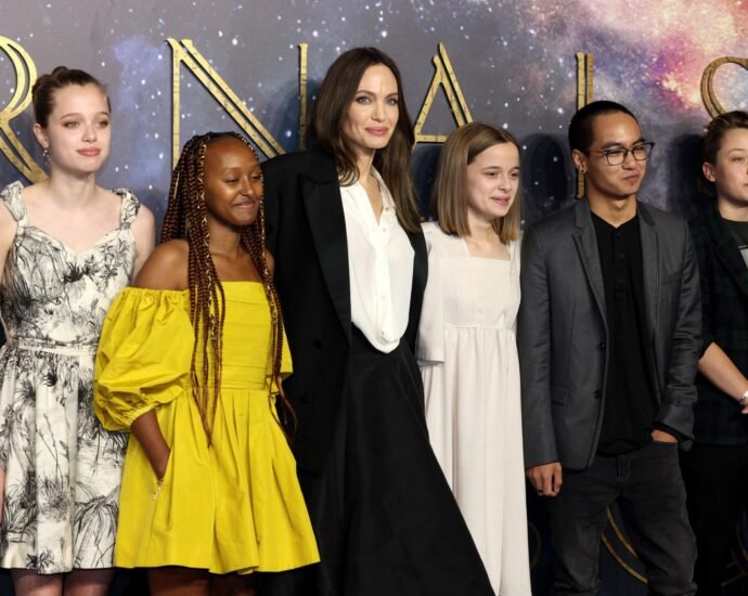 angelina jolie kids