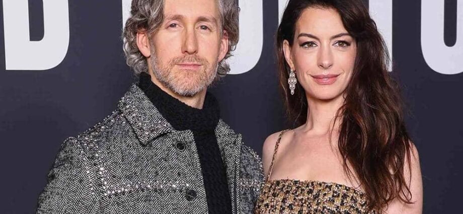 anne hathaway husband