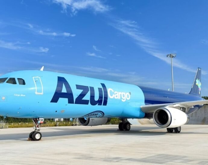 azul airlines a321lr